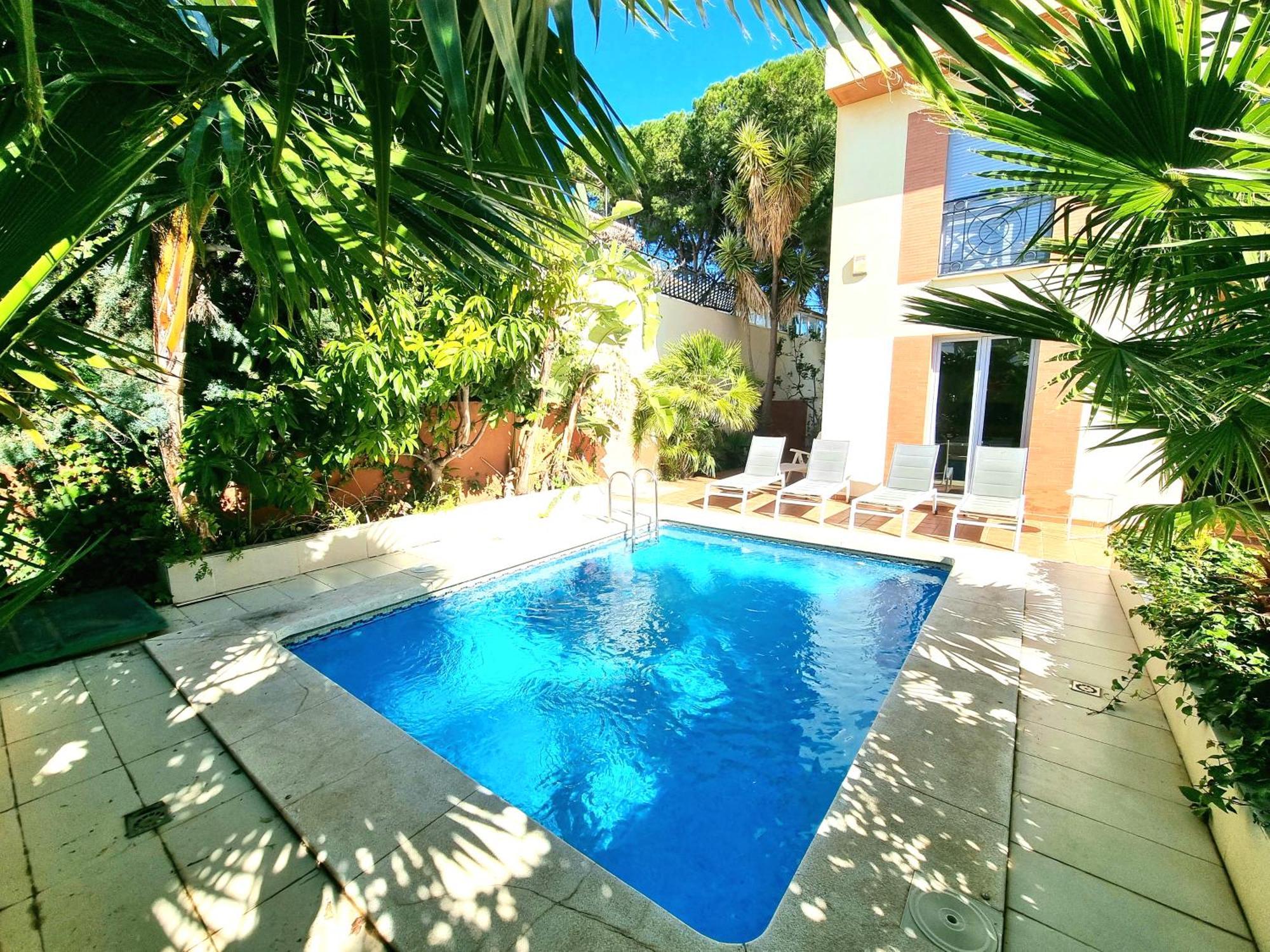Stunning Home With Outdoor Swimmingpool, 4 Bedrooms And Wifi Benalmádena Exterior foto